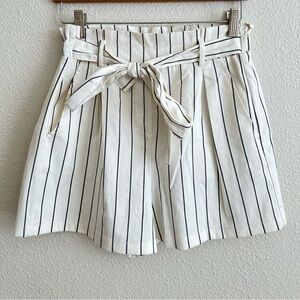 Bershka | White & Black striped shorts with belt